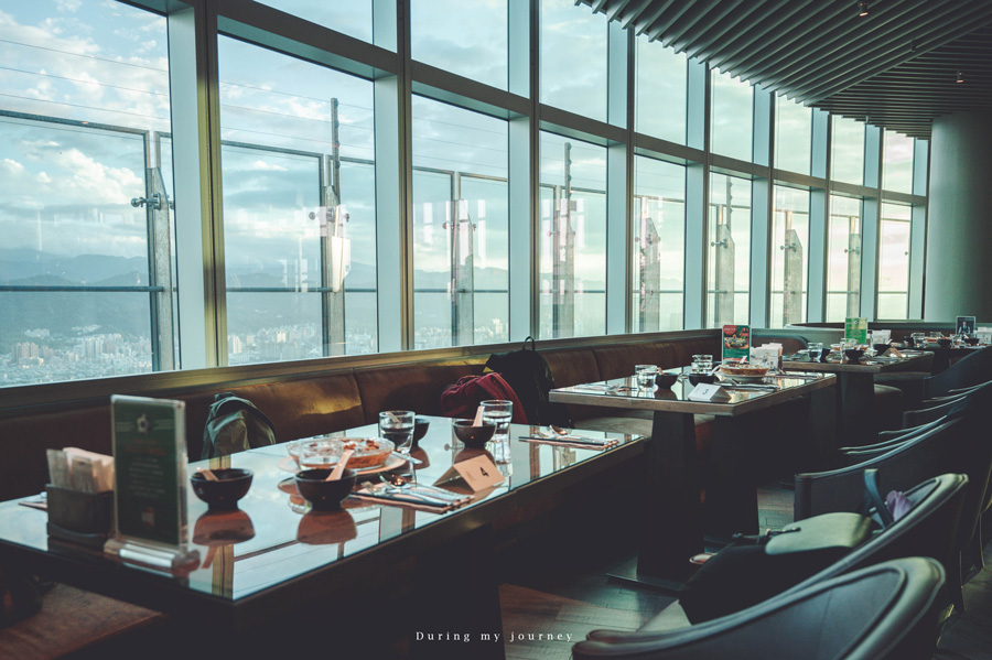 《新北板橋》Asia 49 亞洲料理及酒廊 坐擁360度百萬城市景觀與燦爛夜色、新北最美高空景觀餐廳 @我的旅圖中 during my journey