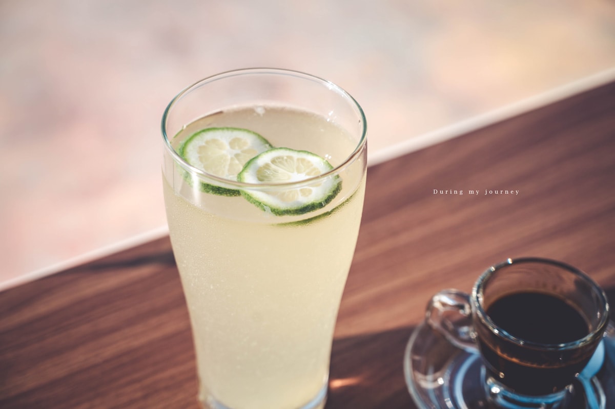 《新北林口》芭NANA CAFE 西濱公路上的黃色貨櫃海景咖啡廳、駛入台61線的一場夏日電影 - 第13張圖 Dsc 2415