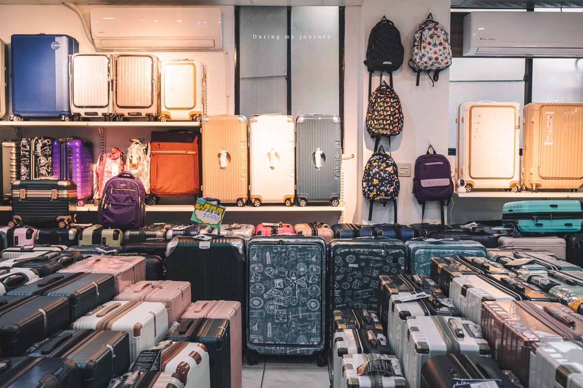 《桃園市》黑箱作業 Black Suitcase 桃園慈光店 各式品牌行李箱實體專賣店、行李箱維修保固一次到位 - 第6張圖 Dsc 7226