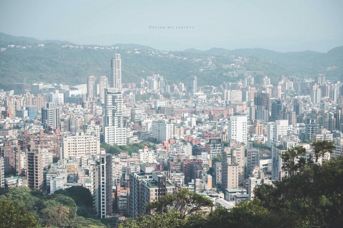 《台北北投》軍艦岩親山步道 台北城市邊緣入門級景觀步道、登頂收藏360度絕美景觀! - 第22張圖 Dsc 2920