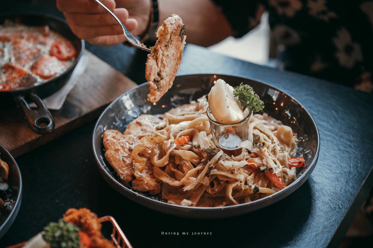 《新北板橋》ABV Bar & Kitchen 閣樓餐酒館 異國料理與城市夜景的完美邂逅、板橋府中高空景觀餐廳推薦 - 第26張圖 Dsc 0647