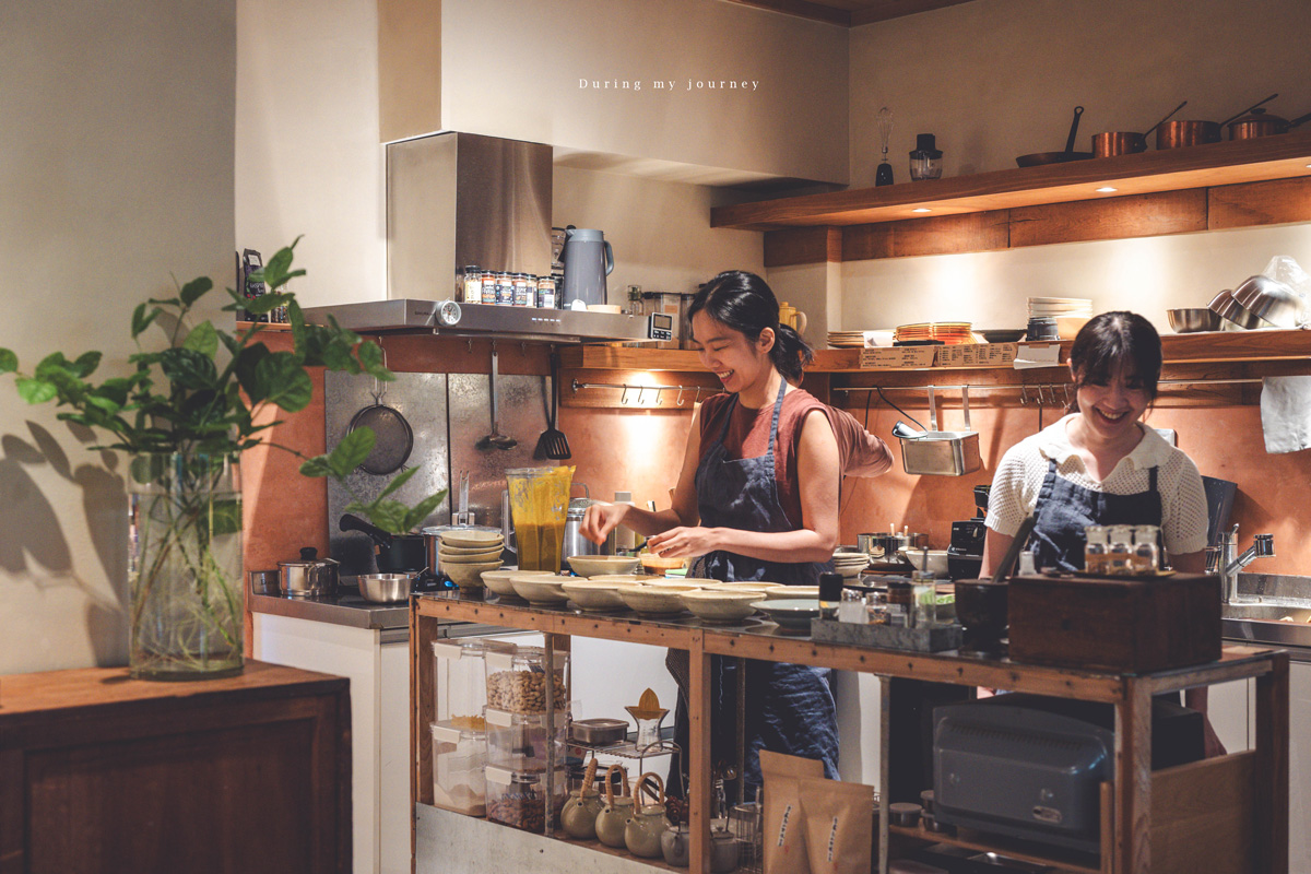 《花蓮市》植地 living room 藏在巷子裡的預約制蔬食料理、唯美異國風格的質感系餐廳 - 第9張圖
