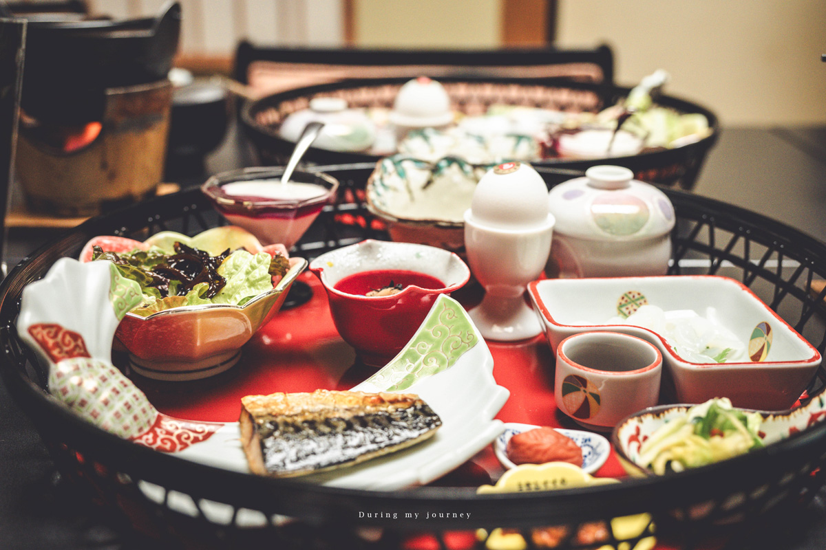 《日本福島景點行程推薦》福島私房景點一次收錄！騎單車到海上鳥居、走進紅葉秘境與海藍寶石水族館