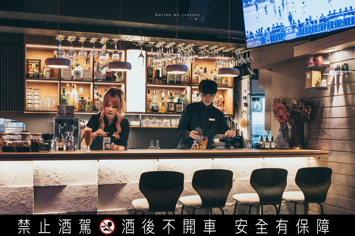 《台北萬華》RayDarts.Taipei bar 西門町美式特色飛鏢酒吧/餐酒館、世界地圖調酒帶你環遊世界