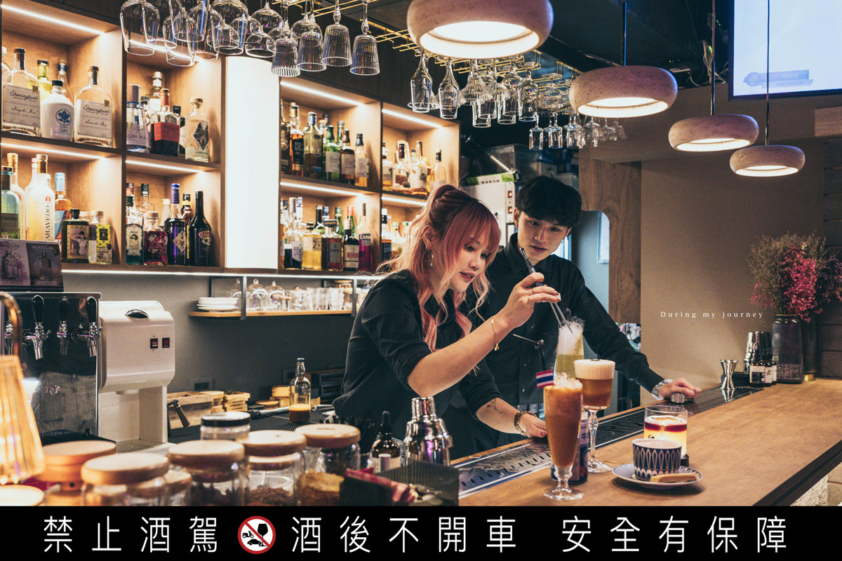 《台北萬華》RayDarts.Taipei bar 西門町美式特色飛鏢酒吧/餐酒館、世界地圖調酒帶你環遊世界