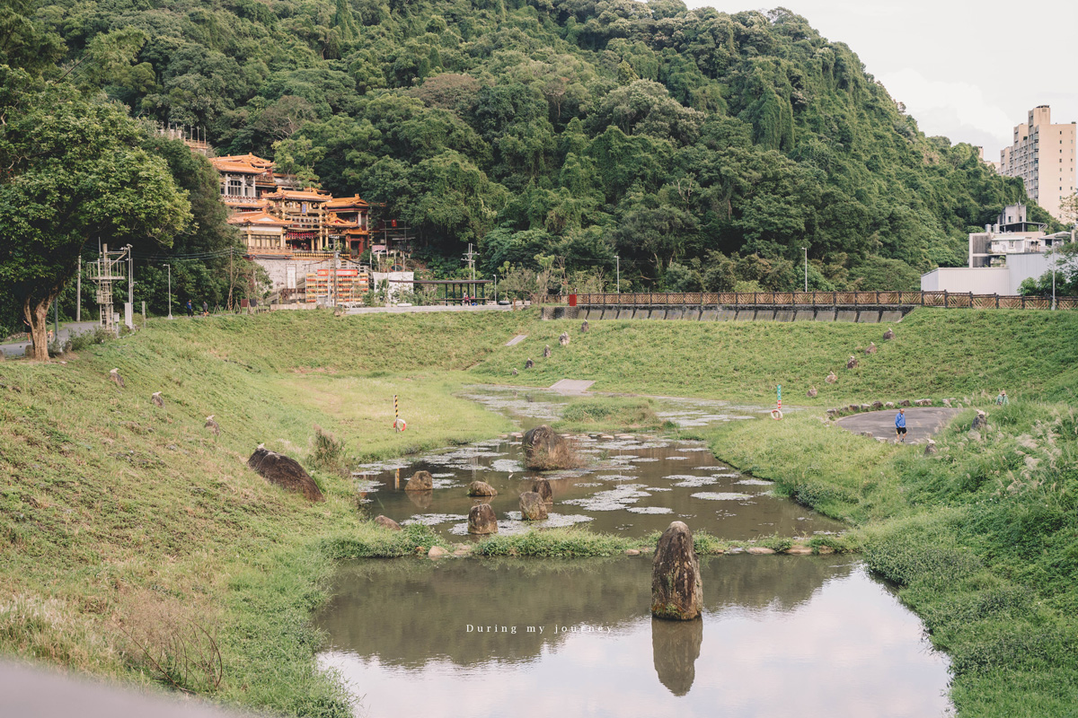 《台北內湖》金瑞治水園區 藏身於內湖的歐洲小秘境、森林與池畔圍繞的午後漫步 - 第10張圖 《台北內湖》金瑞治水園區 藏身於內湖的歐洲小秘境、森林與池畔圍繞的午後漫步