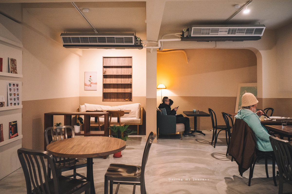 《新北永和》Douceur café 暖日 新開幕!小巷裡隱藏的一抹暖黃咖啡廳、異國料理與下午茶一次滿足 - 第3張圖 《新北永和》Douceur café 暖日 新開幕!小巷裡隱藏的一抹暖黃咖啡廳、異國料理與下午茶一次滿足