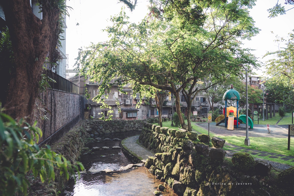 《台北文山》小坑溪親水文學步道 台北城市邊緣的森林溪谷秘境、藏於政大旁的世外桃源