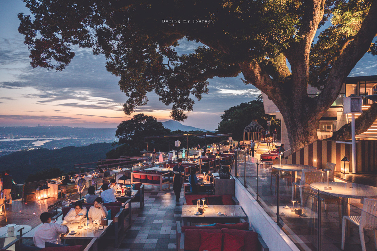 《台北士林》草山夜未眠 坐擁百萬夜景的陽明山景觀餐廳、將台北最美夜色化作餐桌風景