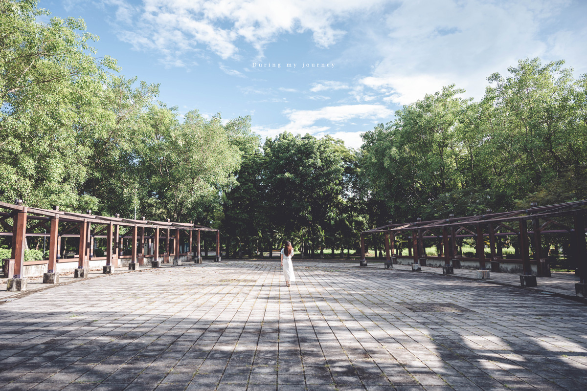 《高雄岡山.阿蓮一日遊景點》2026大崗山龍眼蜂蜜文化節 品嚐特等龍眼蜂蜜、順遊眷村老宅咖啡廳與百萬夜景餐廳 - 第13張圖 《高雄岡山.阿蓮一日遊景點》2026大崗山龍眼蜂蜜文化節 品嚐特等龍眼蜂蜜、順遊眷村老宅咖啡廳與百萬夜景餐廳