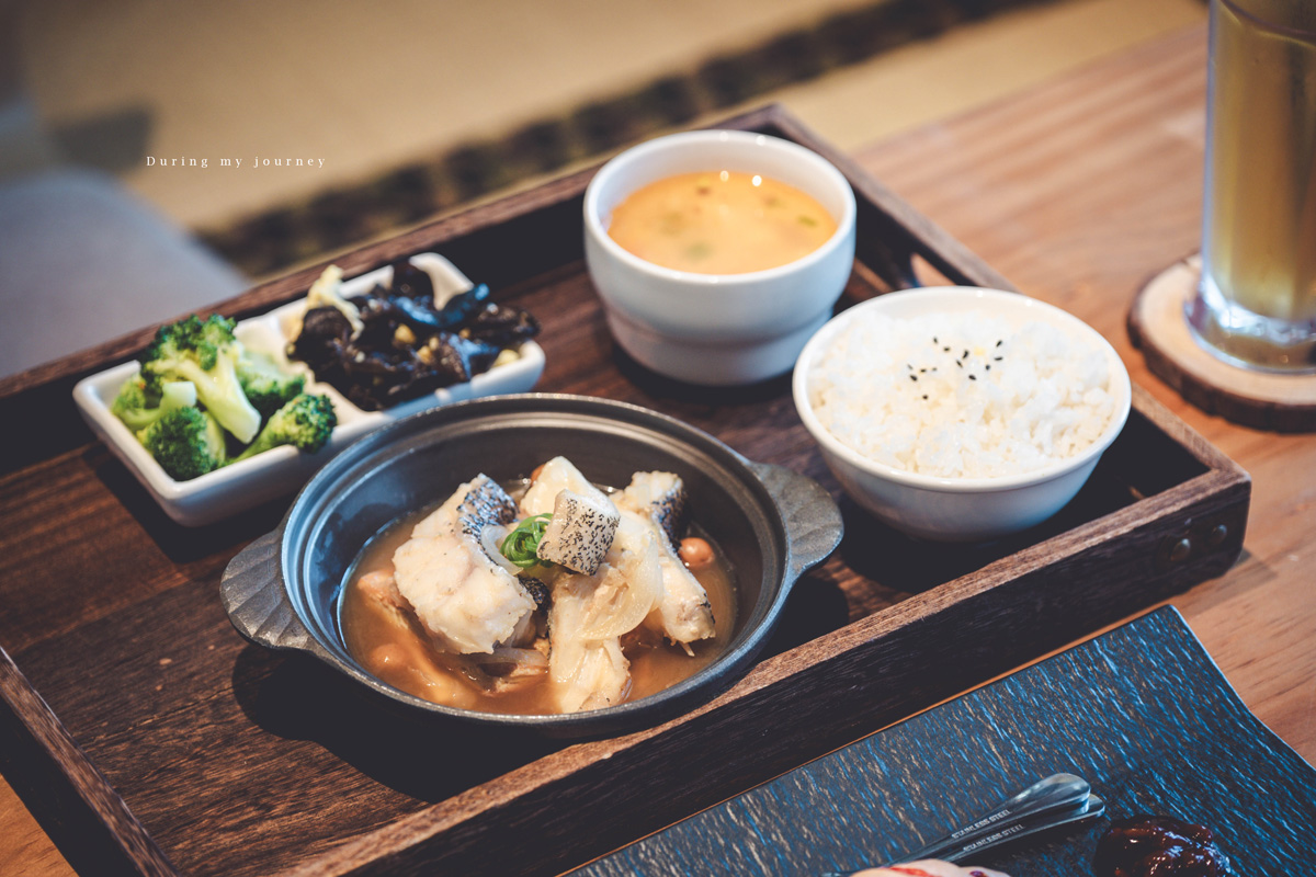 《高雄岡山.阿蓮一日遊景點》2026大崗山龍眼蜂蜜文化節 品嚐特等龍眼蜂蜜、順遊眷村老宅咖啡廳與百萬夜景餐廳 - 第33張圖 《高雄岡山.阿蓮一日遊景點》2026大崗山龍眼蜂蜜文化節 品嚐特等龍眼蜂蜜、順遊眷村老宅咖啡廳與百萬夜景餐廳