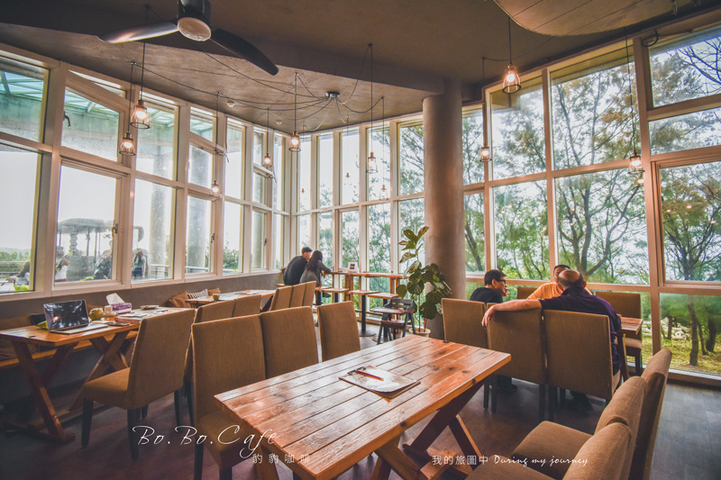 《台北石門》豹豹咖啡館Bo.Bo.Cafe 與白沙灣對望的美妙距離、位於海灣一角的靜謐咖啡廳 @我的旅圖中 during my journey